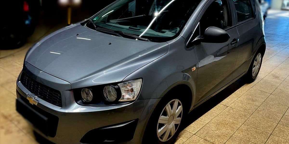 Chevrolet Aveo 61.000 km 5.990 &euro; Holleben 06179
