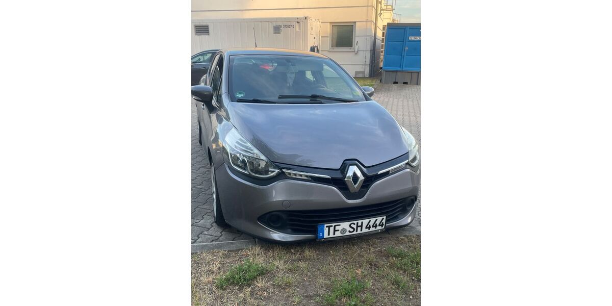 Renault Clio 183.000 km 4.000 &euro; Zossen 15806