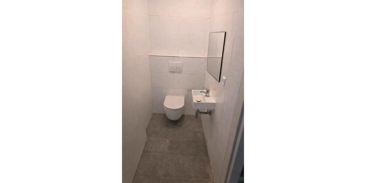 Bad Bergzabern neu renovierte 2 Zi WG. 3 zimmer