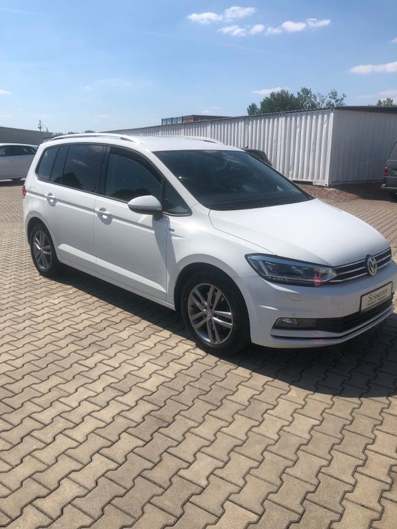VW Touran 110.500 km 20.900 € Walkenried 37445