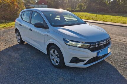Dacia Sandero 18.450 km 12.495 € Wilsdruff 01723
