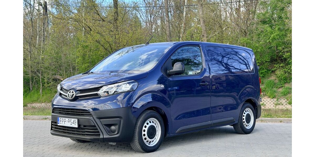 Toyota Proace City 153.415 km 9.200 &euro; Kraków 31-21