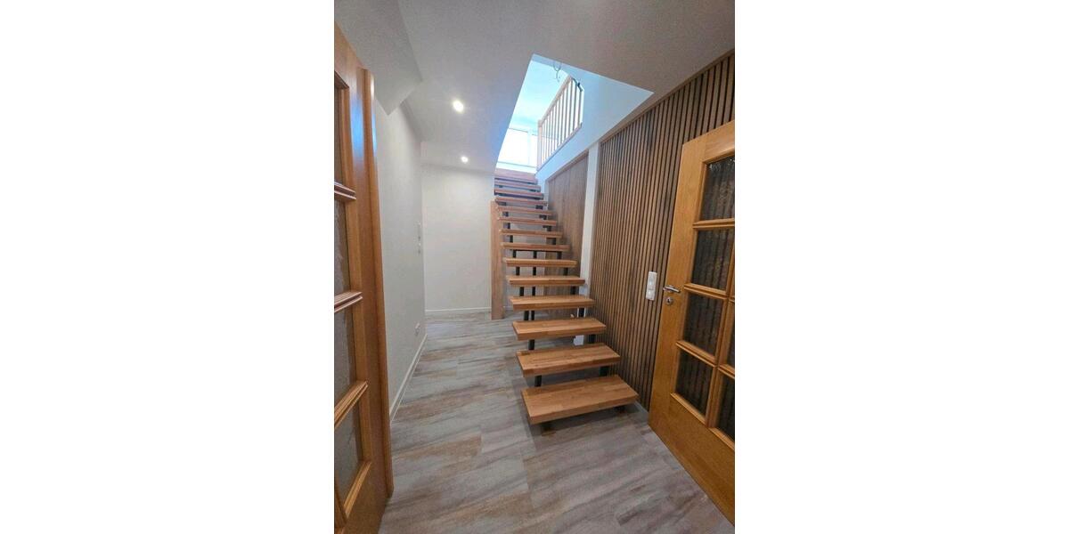 Dachgeschoßwohnung Eggolsheim - 2 Zimmer, 85 m&sup2;, 1.250&euro; | Angebot:26329493