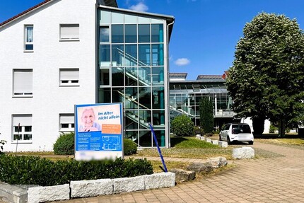 Ruhige 2-Zimmer Seniorenwohnung mit West-Terrasse in betreuter Wohnanlage - provisionsfrei 2 zimmer