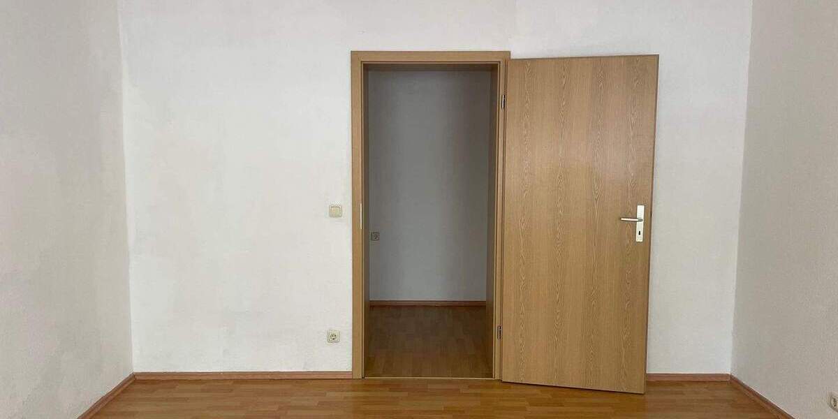 Zimmer Aue - 4 Zimmer, 95 m&sup2;, 414&euro; | Angebot:25774756