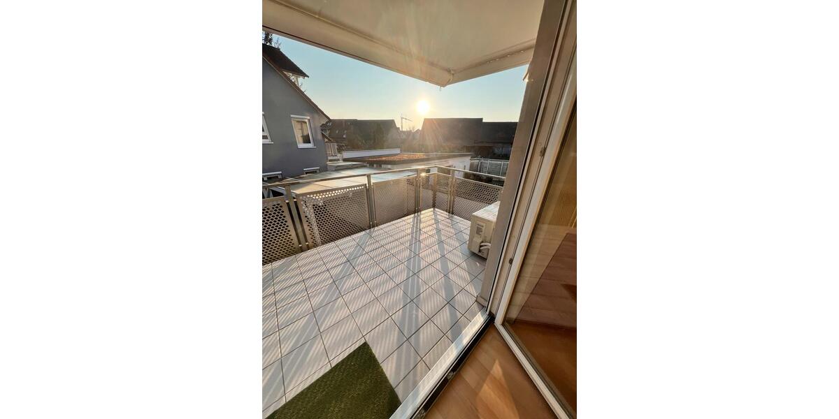 Etagenwohnung Karlsruhe Knielingen - 3 Zimmer, 89 m&sup2;, 1.350&euro; | Angebot:26495367