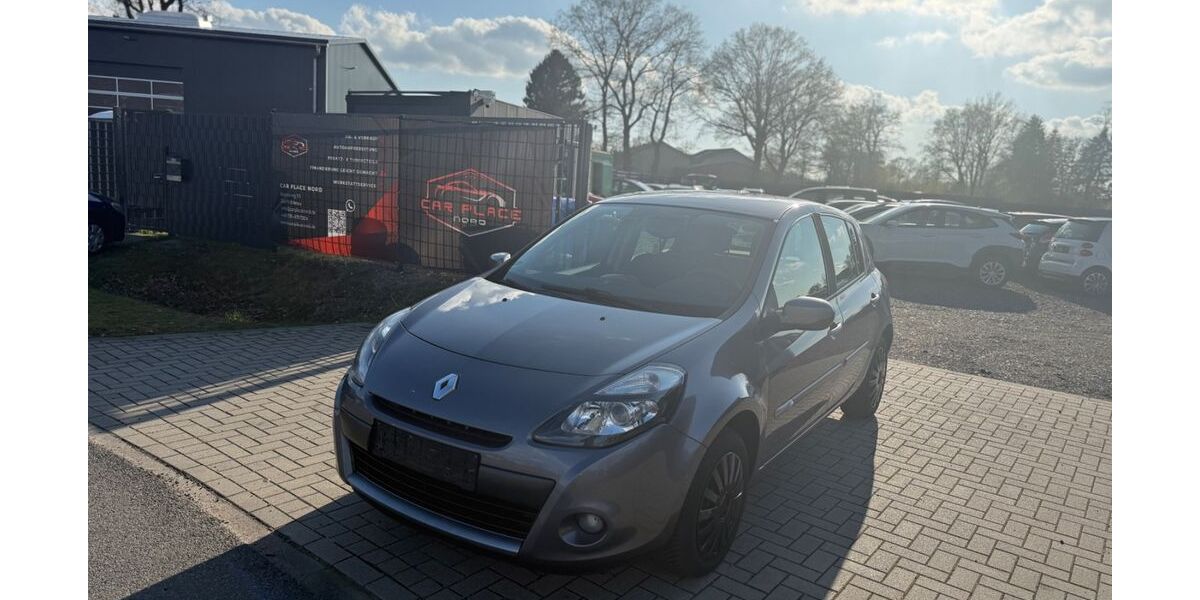 Renault Clio 222.545 km 2.000 &euro; Ellerau 25479