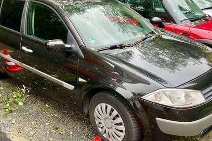 Renault Megane 220.000 km 1.950 € Lautertal 64686