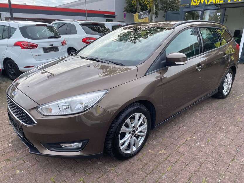 Ford Focus 95.269 km 6.999 € Gießen 35398