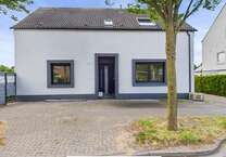 Haus zum Kaufen in Moers 629.900 € 192 m²