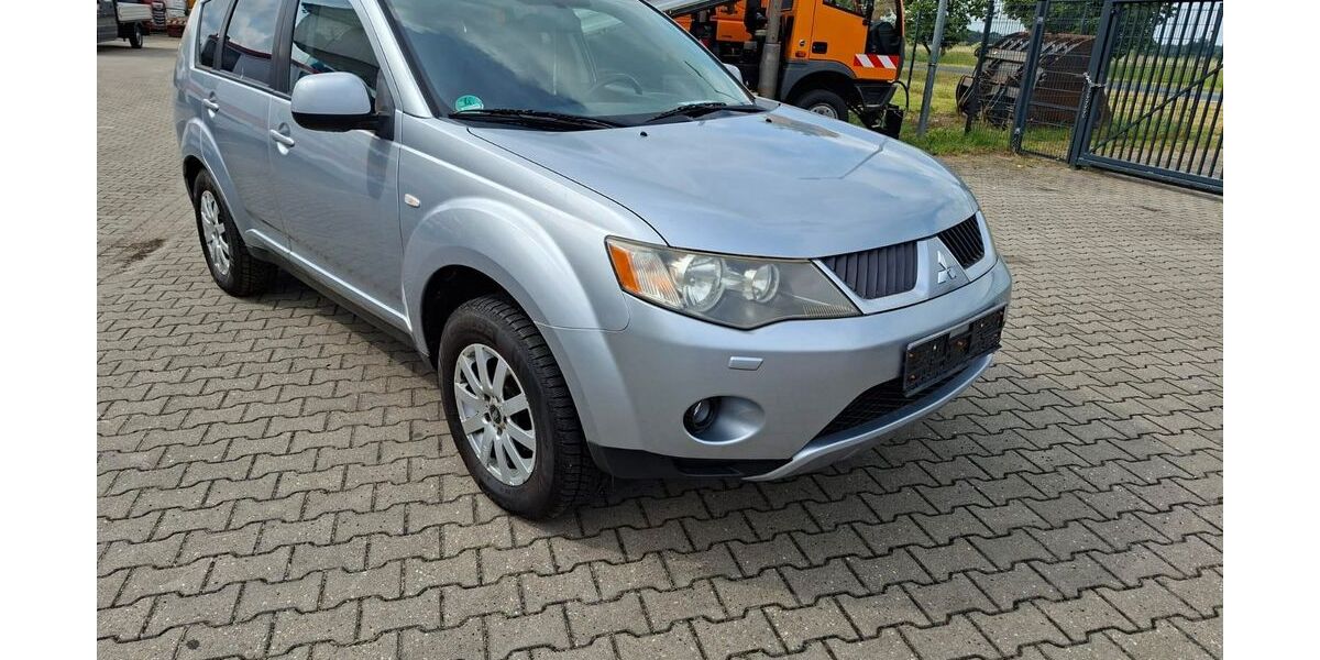 Mitsubishi Outlander 187.074 km 3.450 &euro; Raguhn-Jeßnitz 06779