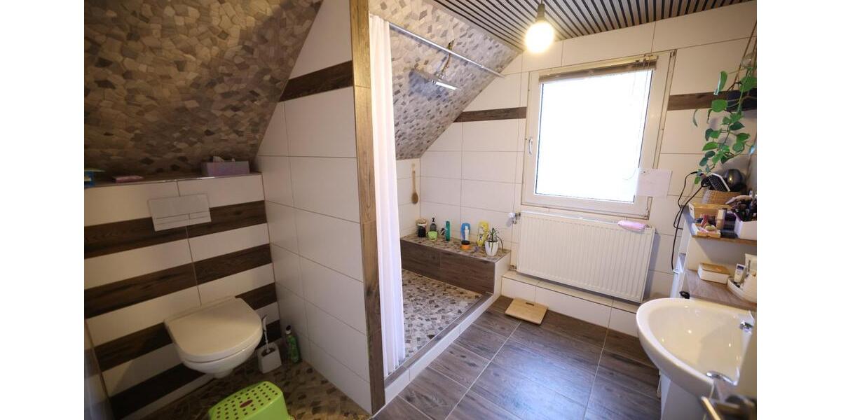 Einfamilienhaus Castrop-Rauxel Rauxel - 11 Zimmer, 245 m&sup2;, 495.000&euro; | Angebot:25231016