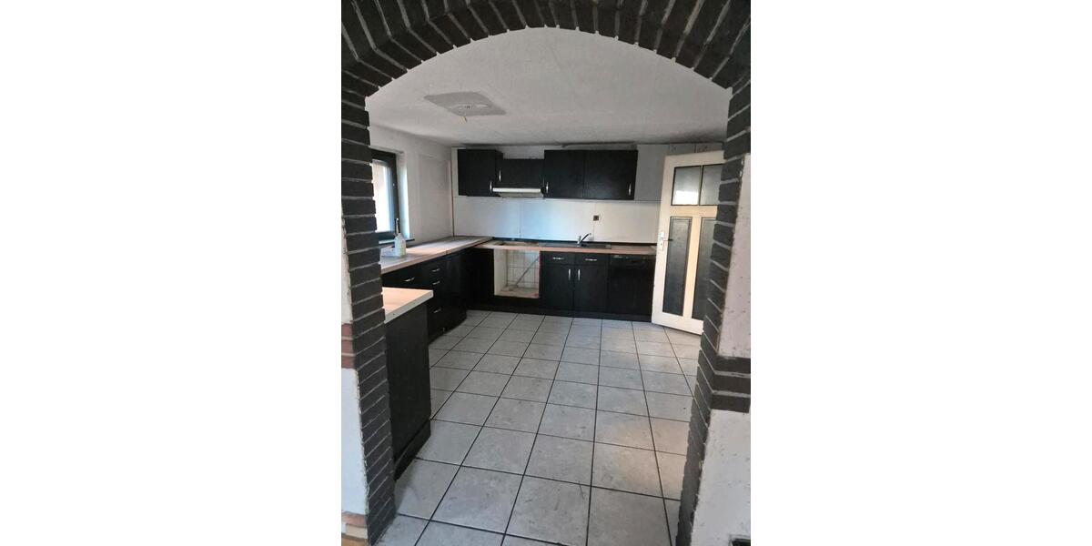 Einfamilienhaus Burladingen - 4 Zimmer, 111 m&sup2;, 95.000&euro; | Angebot:26185426