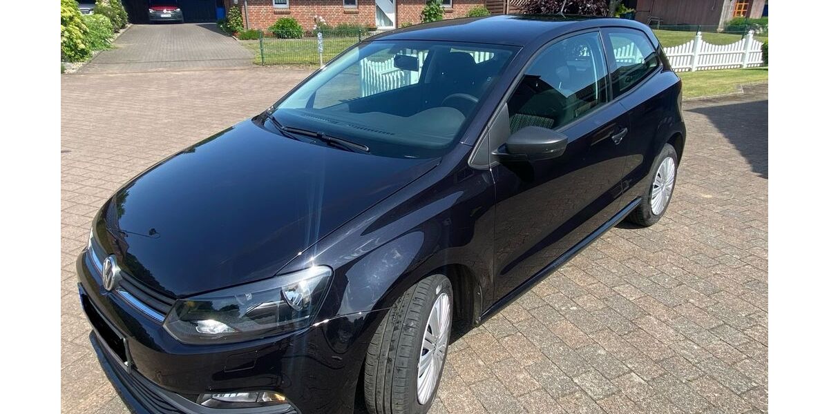 VW Polo 61.315 km 8.250 &euro; Wacken 25596