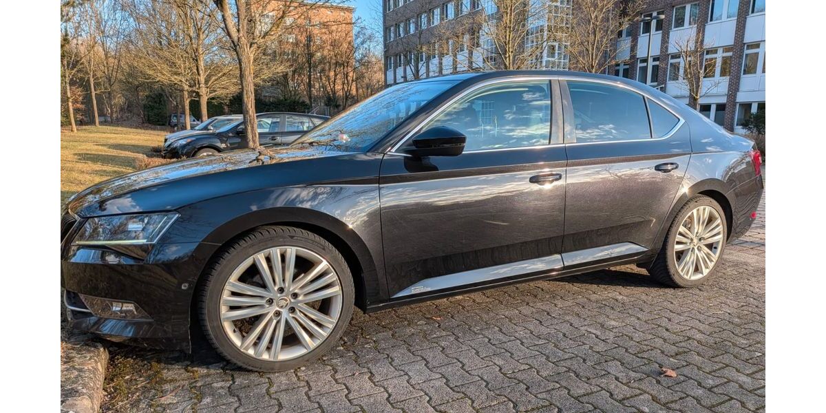 Skoda Superb 150.000 km 14.100 &euro; Marburg 35043