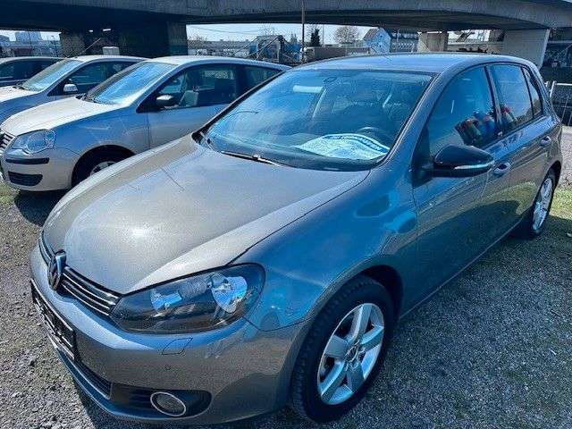 VW Golf 159.000 km 4.990 &euro; Mannheim 68159