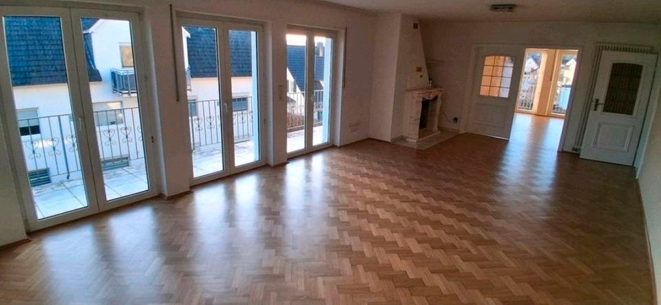 Einfamilienhaus Sundern (Sauerland) - 8 Zimmer, 270 m&sup2;, 1.850&euro; | Angebot:25821150