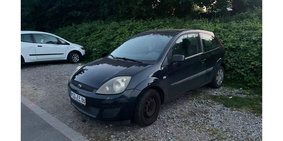 Ford Fiesta 160.000 km 550 &euro; Neuss 41460
