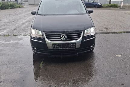 VW Touran 179.000 km 3.790 &euro; Baden-Württemberg - Sachsenheim 74343