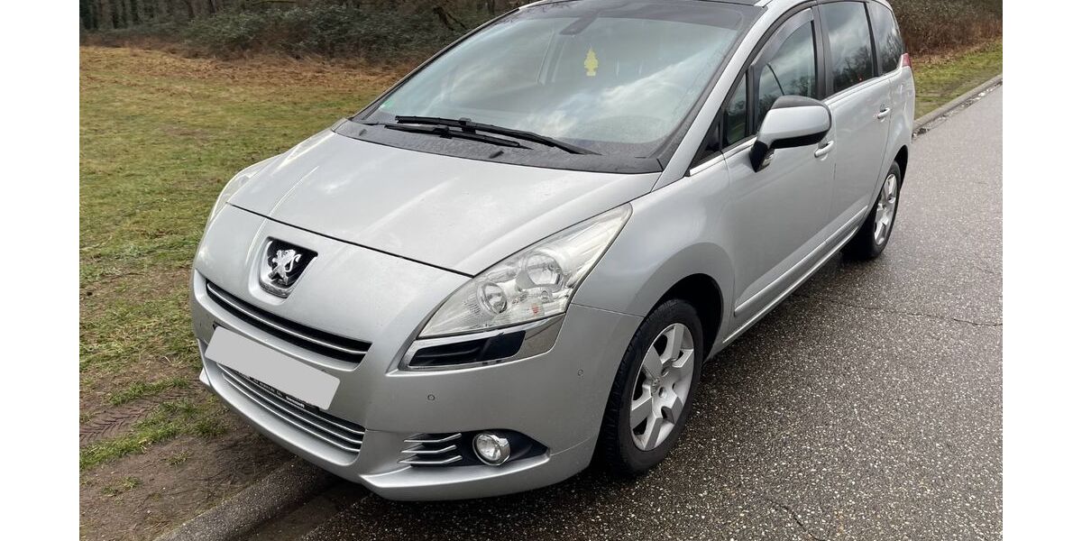 Peugeot 5008 127.000 km 5.400 &euro; Muggensturm 76461