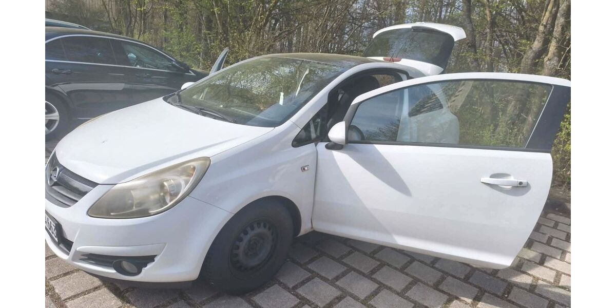 Opel Corsa 280.000 km 1.400 &euro; Siegen 57072