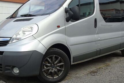 Opel Vivaro 271.000 km 8.899 € SAULHEIM 55291