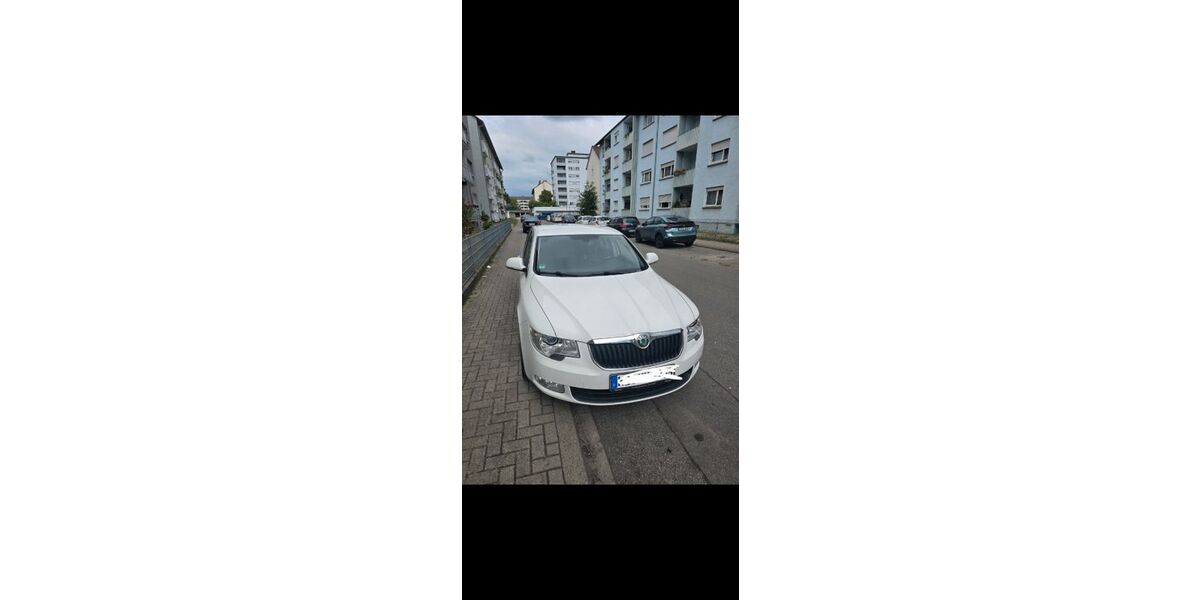 Skoda Superb 153.000 km 8.600 &euro; Schwetzingen 68723