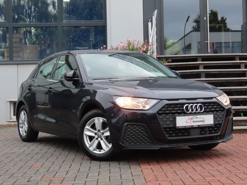 Audi A1 61.280 km 17.900 € Neuss 41469
