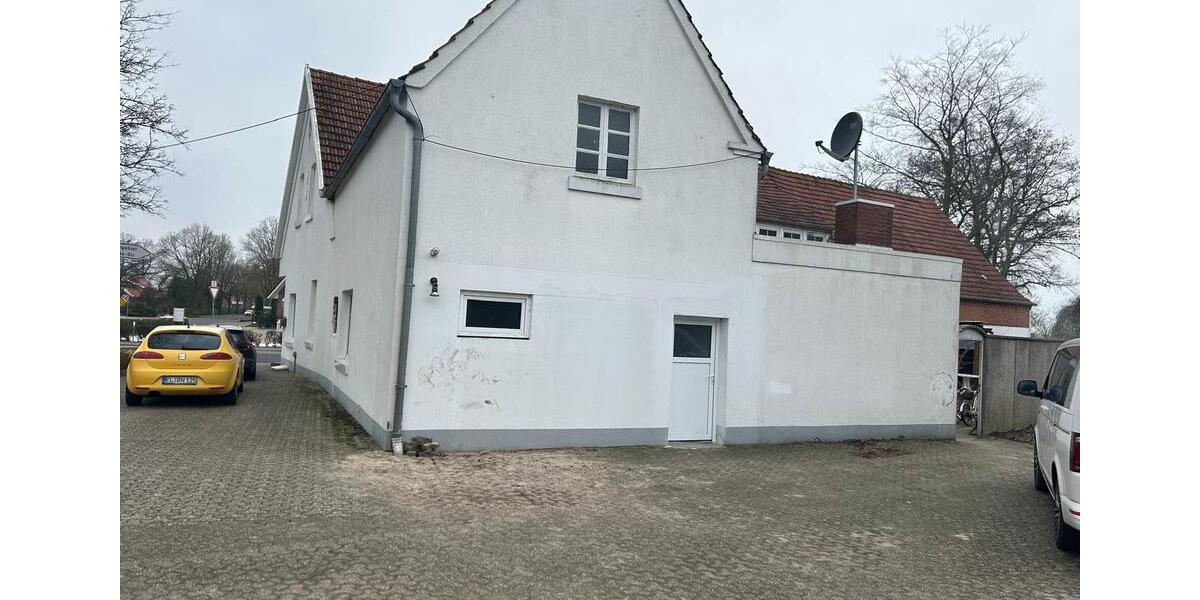 Mehrfamilienhaus, Wohnhaus Lähden - 15 Zimmer, 300 m&sup2;, 199.000&euro; | Angebot:25978680