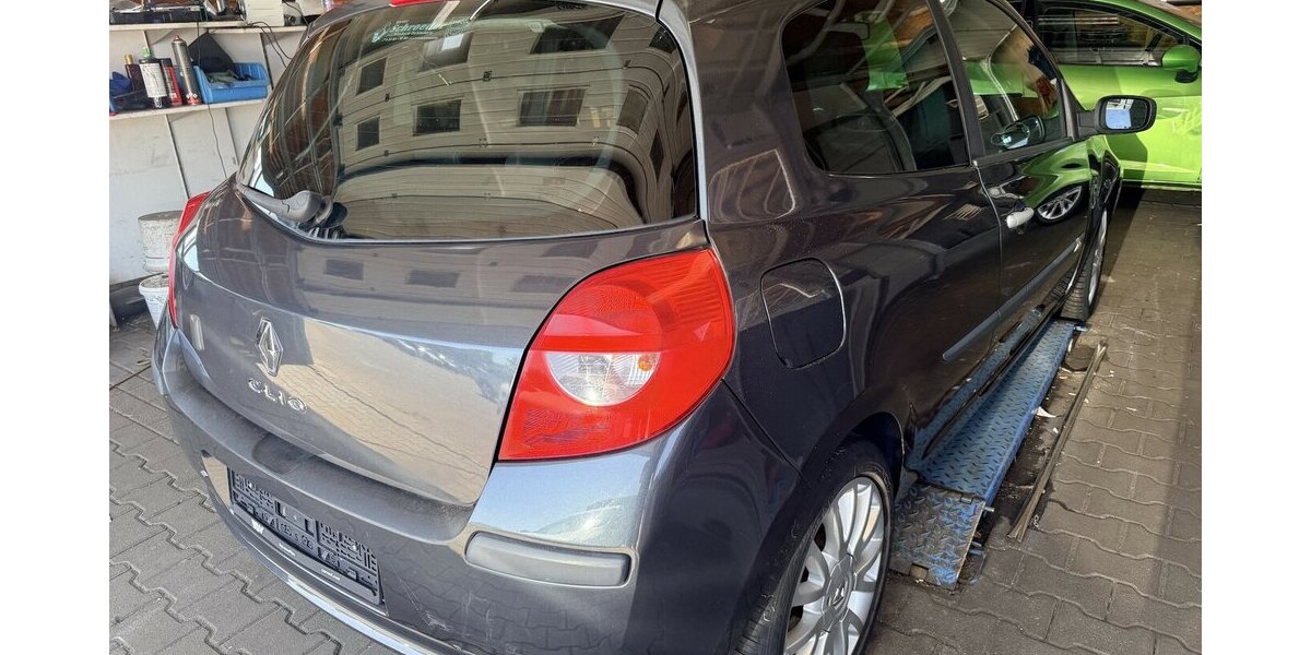 Renault Clio Exception-Startet nicht 20.000 km 999 &euro; Frankfurt 60386