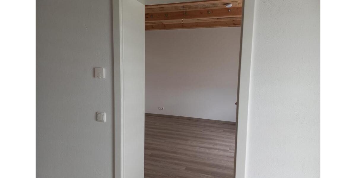 Dachgeschoßwohnung Angermünde - 4 Zimmer, 140 m&sup2;, 1.440&euro; | Angebot:25419539