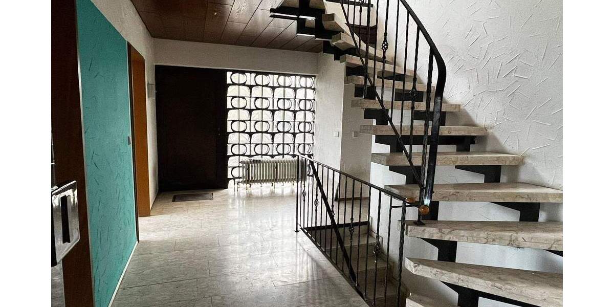 Mehrfamilienhaus, Wohnhaus Remchingen- Nöttingen Nöttingen - 7 Zimmer, 185 m&sup2;, 449.000&euro; | Angebot:25708092