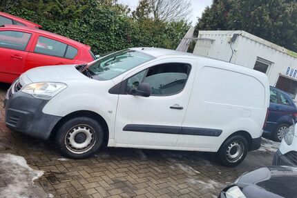 Peugeot Partner 204.123 km 3.999 &euro; Hamburg 20539