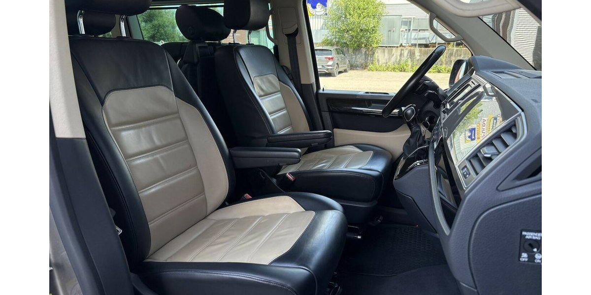 VW T6 Multivan Highline 4Motion DAB/KAMERA/7-SITZER 91.514 km 41.900 &euro; Villingen-Schwenningen 78054