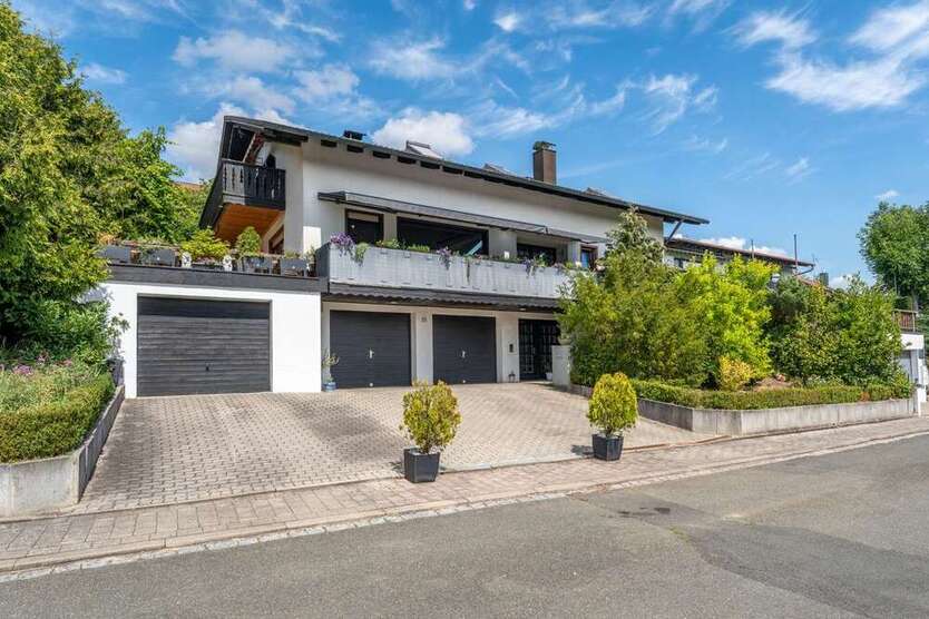 Haus zum Kaufen in Tuchenbach 649.000 € 200 m²