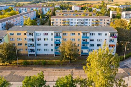 Sanierte 2-Raum Wohnung im EG!