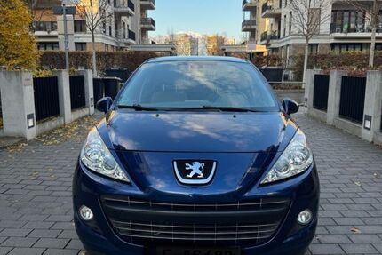Peugeot 207 97.000 km 3.800 &euro; Frankfurt am Main 60486