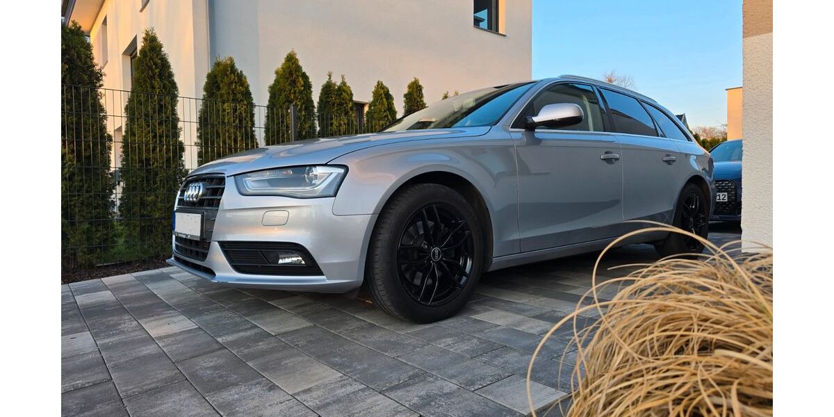 Audi A4 120.000 km 12.100 &euro; Petersberg OT Gutenberg 06193