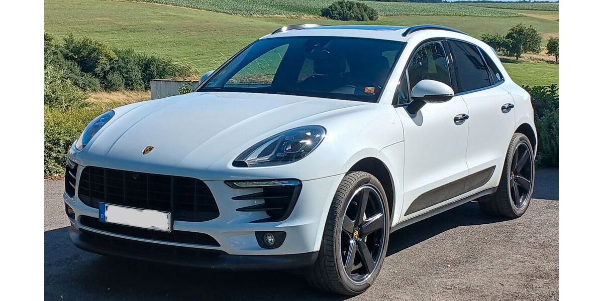 Porsche Macan 198.800 km 27.500 &euro; Daun 54550