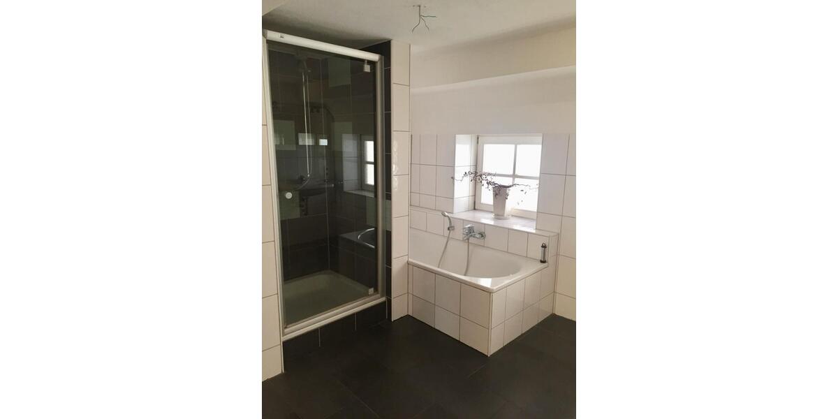 Einfamilienhaus Brakel - 6 Zimmer, 160 m&sup2;, 219.000&euro; | Angebot:27048324