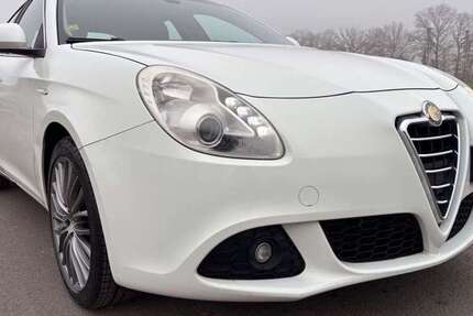 Alfa Romeo Giulietta 327.469 km 2.950 &euro; Bad Bentheim 48455