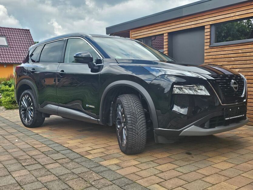 Nissan X-Trail 10.900 km 39.890 € Bad Liebenwerda 04924
