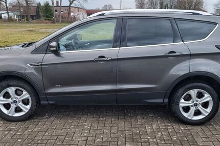 Ford Kuga 179.000 km 10.700 &euro; Stadtlohn 48703