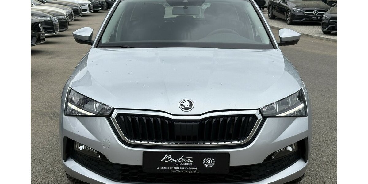 Skoda Scala 1.0 TSI Cool Plus SITZHEIZUNG/CARPLAY/DAB 83.539 km 12.900 &euro; Villingen-Schwenningen 78054