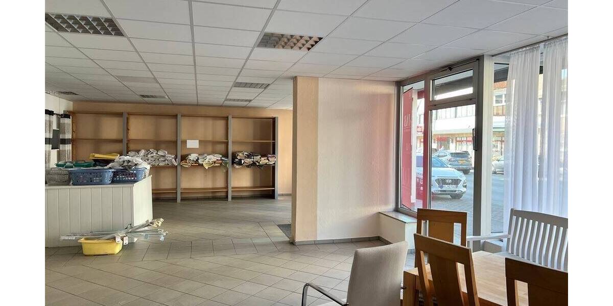 Gewerbeobjekt Beverungen - 3 Zimmer, 700&euro; | Angebot:25741647