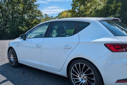 Seat Leon 256.665 km 7.990 &euro; Radebeul 01445