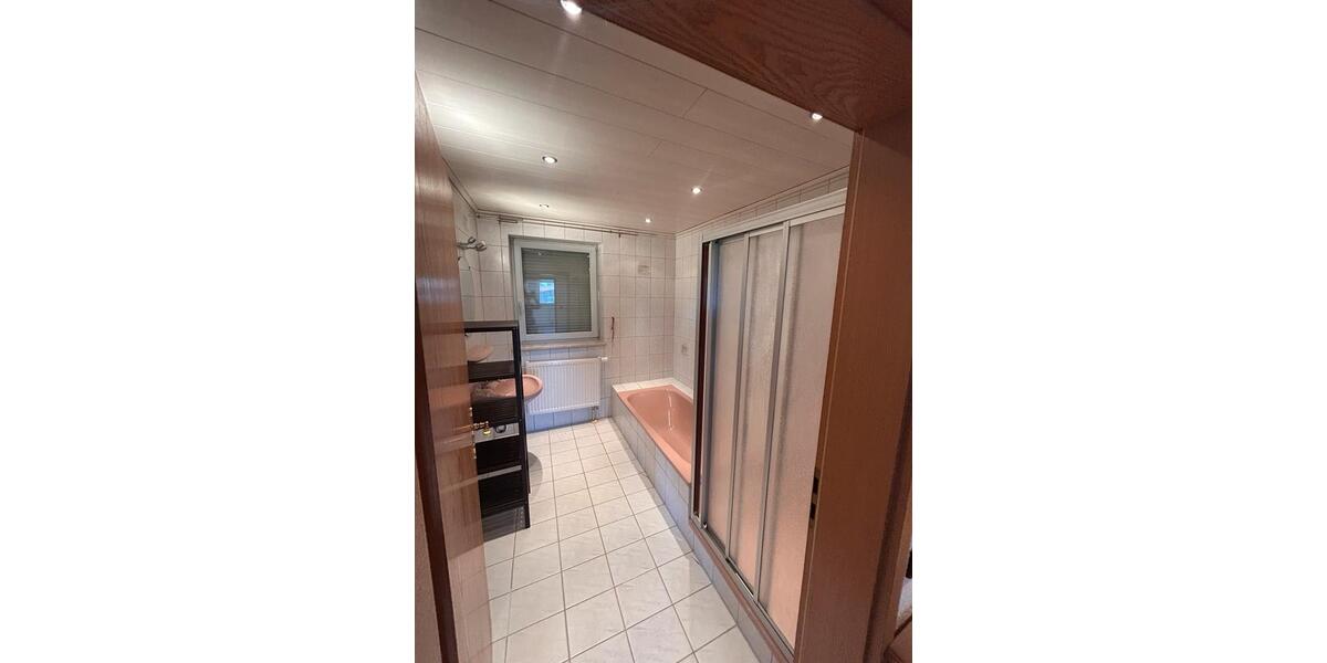 Erdgeschoßwohnung Eggenfelden - 2 Zimmer, 75 m&sup2;, 870&euro; | Angebot:26413699