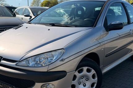 Peugeot 206 181.000 km 699 &euro; Oberkrämer 16727