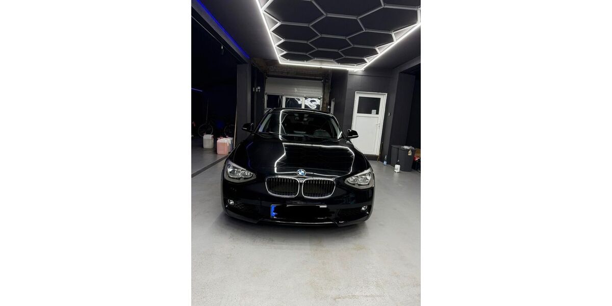 BMW 114 153.000 km 6.800 &euro; Esens 26427