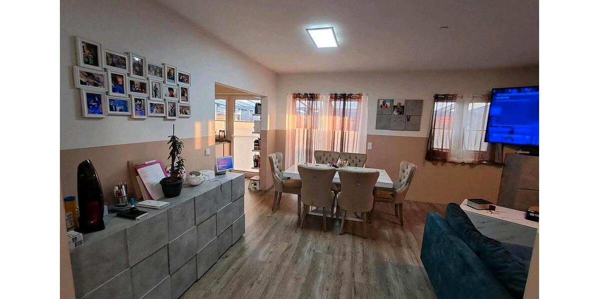 Doppelhaushälfte Langenhorn - 5 Zimmer, 140 m&sup2;, 1.500&euro; | Angebot:26132510